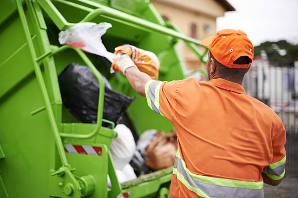 Best Trash Removal Near Me  in Lla Lla East, WA